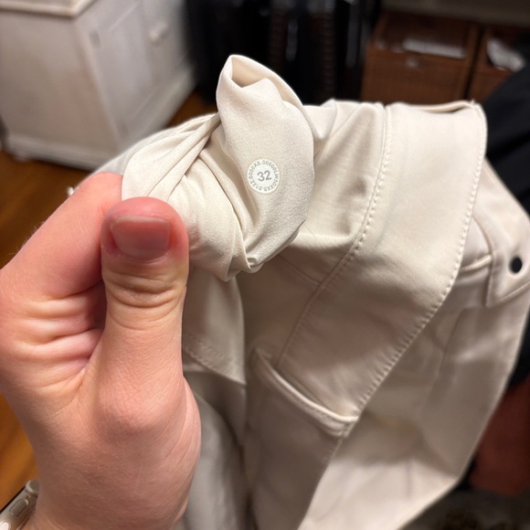 Lululemon city sleek 5 pocket wide leg pant - Picture 7 of 7